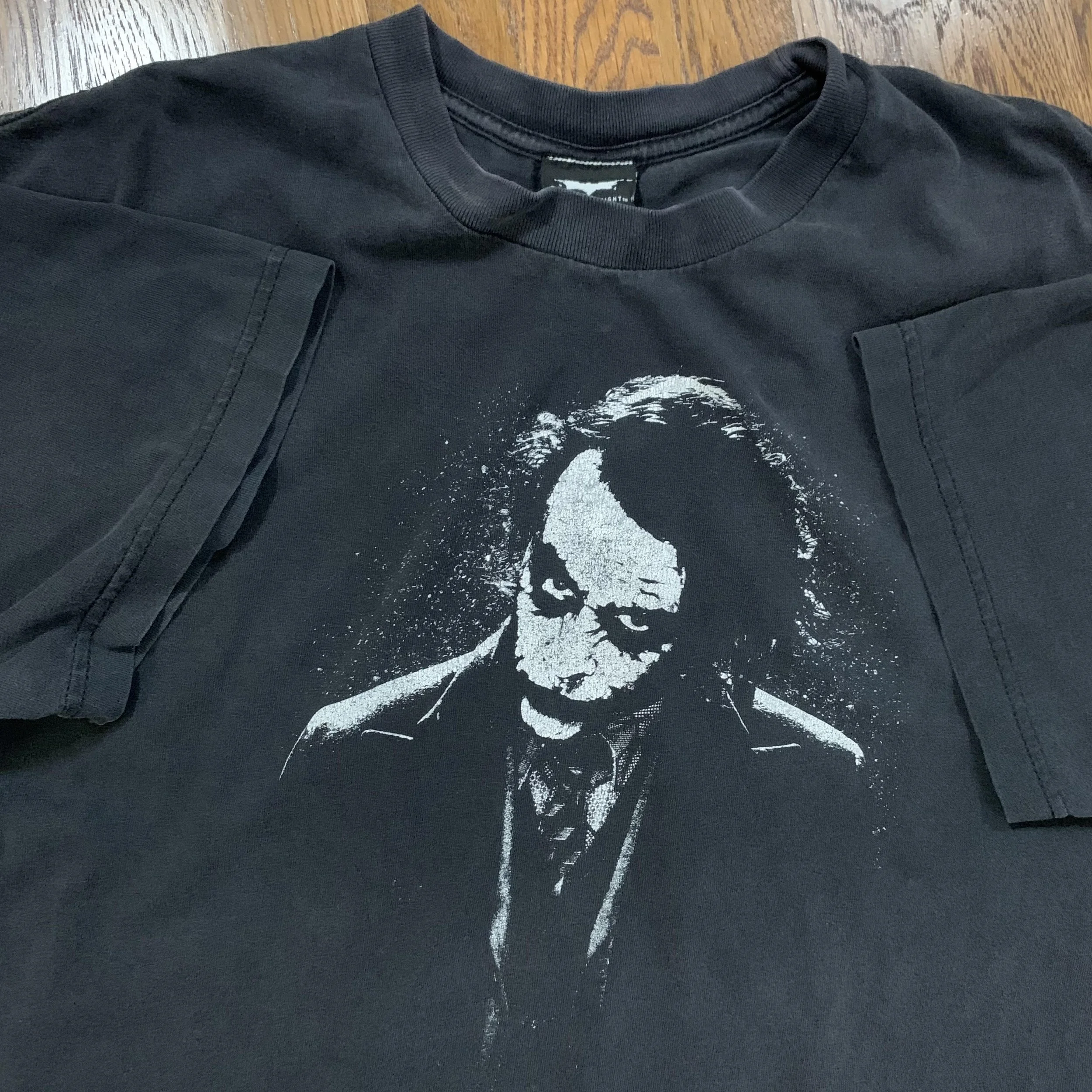 The Dark Knight Joker T Shirt (Size XL) — RootsBK